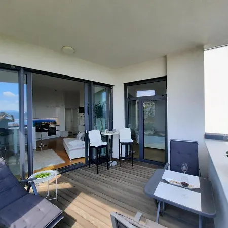 Apartment Lux -luxury Sea And Mountains View Apartment-new Koper