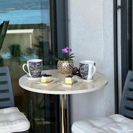 Lux -luxury Sea And Mountains View Apartment-new