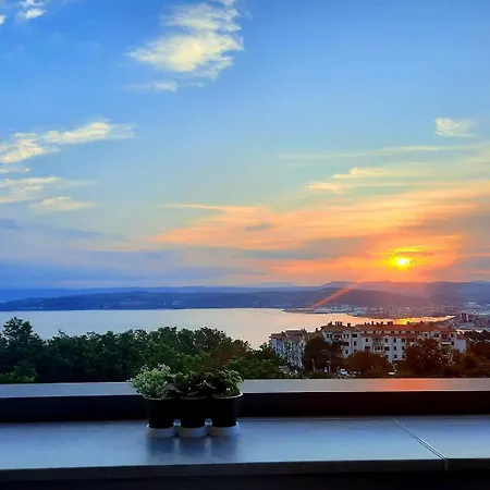 Apartmán Lux -luxury Sea And Mountains View Apartment-new *