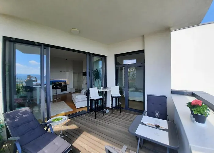 Apartment Lux -luxury Sea And Mountains View Apartment-new Koper