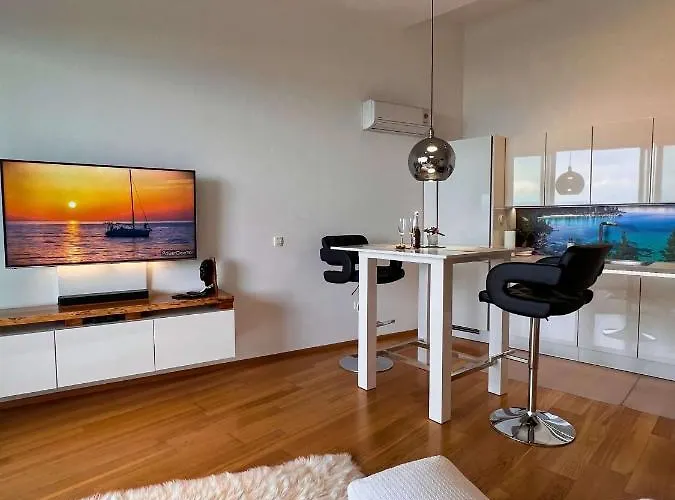 Διαμέρισμα Lux -luxury Sea And Mountains View Apartment-new Κόπερ