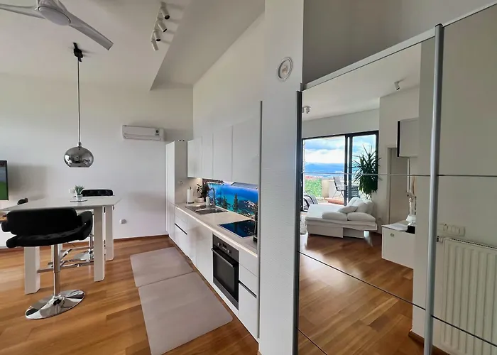 Lux -luxury Sea And Mountains View Apartment-new Διαμέρισμα *